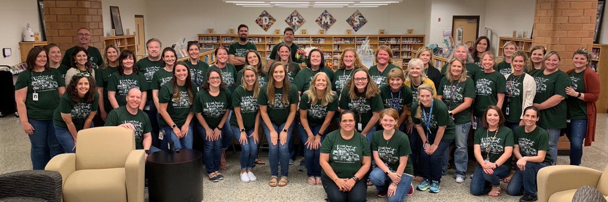 drms_chiefs's tweet image. DRMS is proud to rock our @RiverfestEvent Service League of Cherokee County tshirts.  Very proud of the Service League&apos;s continued devotion to the students and families of Cherokee County. #CCSDfam #CCSDcares #ChiefsCare