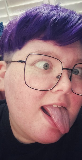 New hair! Let me know what y'all think! #ahegao #tongueout #ahegaoface https://t.co/EGGT9UyDxY<a href="/tag/ahegao"class="tags">#ahegao</a><a href="/tag/tongueout"class="tags"><span>#tongueout</span></a><a href="/tag/ahegaoface"class="tags"><span>#ahegaoface</span></a>