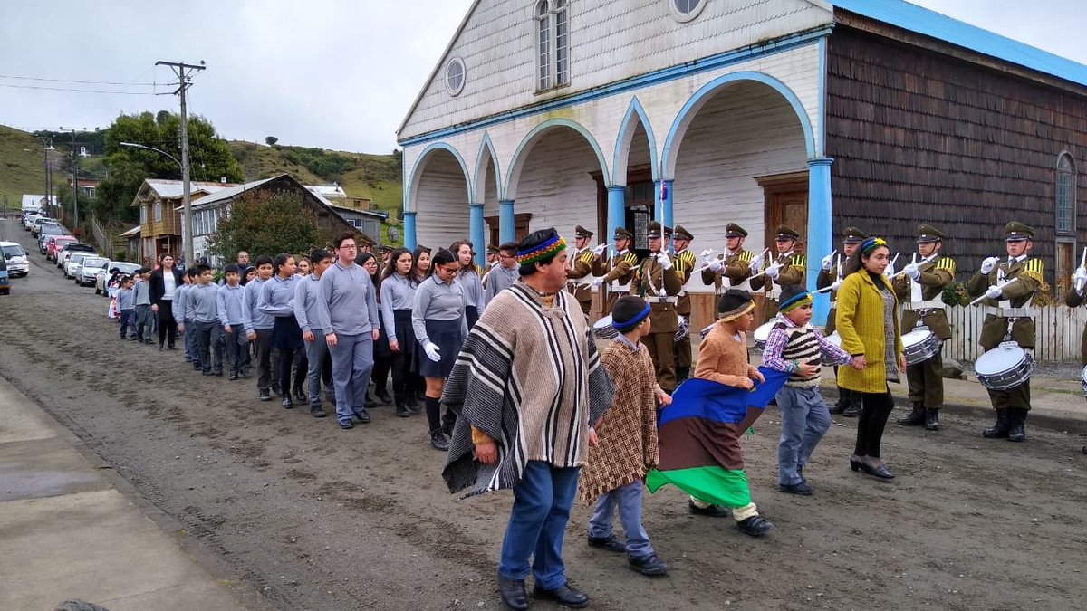 Hermoso desfile de Fiestas Patrias en la Península de #Rilán.