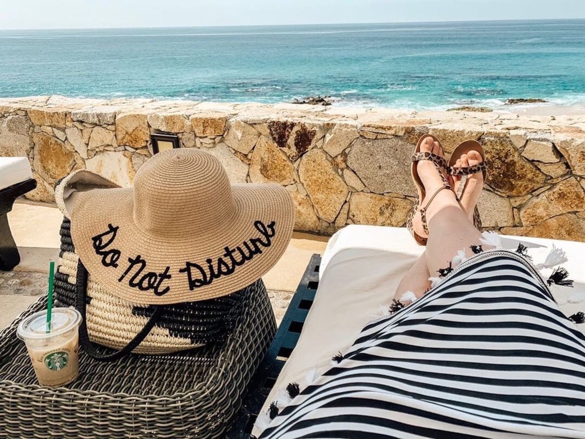 Put up the "do not disturb" sign and enjoy your own private oasis. 📷: @blessednesting