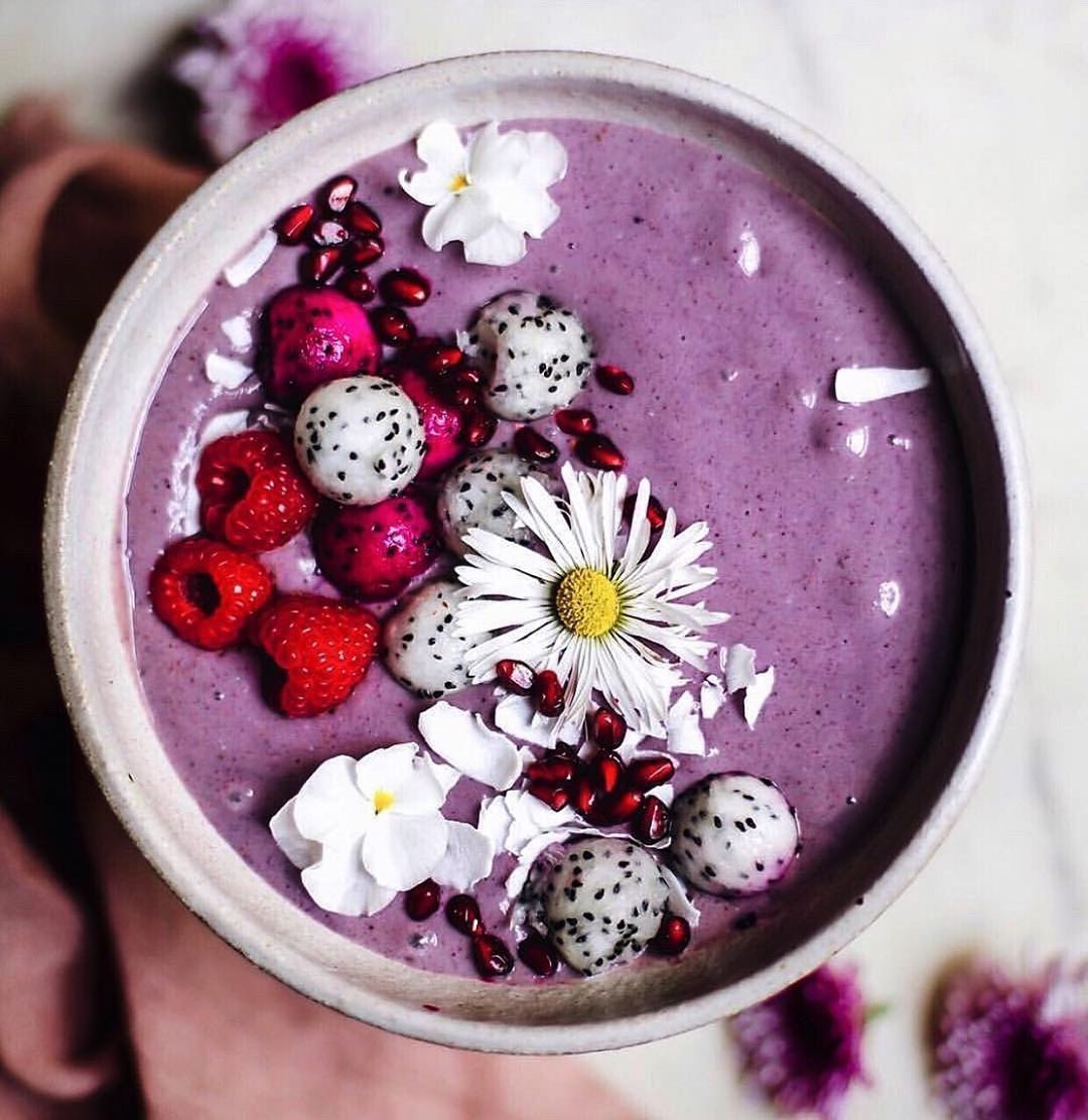 MichellePLive's tweet image. There's nothing like a pretty, healthy breakfast to start your day off on the right foot.

📸: IG panaceas_pantry via @MyJaneInc 

#OwnYourWellness