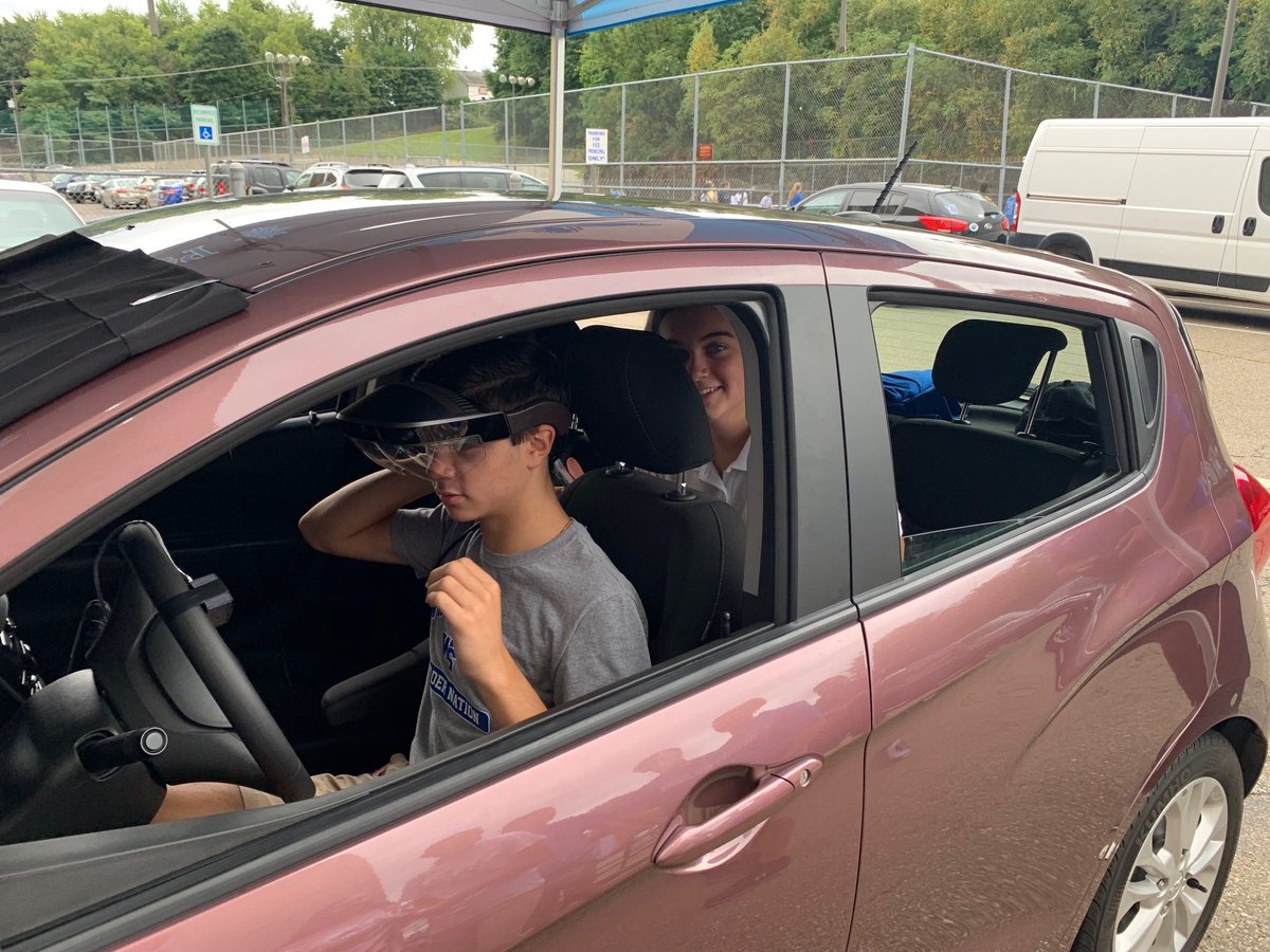 PEERSFdn's tweet photo. After experiencing our AR Simulator, ARDDES, students at
@WestHigh63 pledge to avoid cell phone use and other distractions while driving. Thank you to @StateFarm for sponsoring this event! @SF_DavePhillips https://t.co/8hvbcibpcY