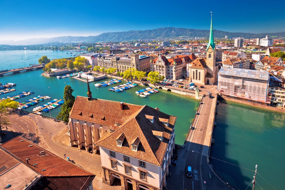 DublinAirport's tweet image. Geneva is compact, beautiful &amp;amp; a gateway to France and its famous alpine resorts like Chamonix &amp;amp; Mont Blanc. Zurich is culturally vibrant &amp;amp; one of the world's most liveable cities. Win flights to your choice of these wonderful cities with @FlySWISS Follow &amp;amp; RT to enter #DUBSWISS
