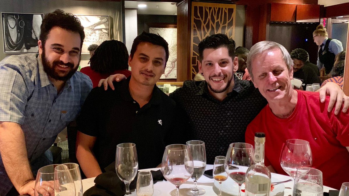 avioconsulting's tweet image. Our MuleSoft Bootcamp Participants celebrating all their hard work and learning at dinner last week 👋 

#MuleSoftBootcamp #WorkingAtAVIO @MuleSoft