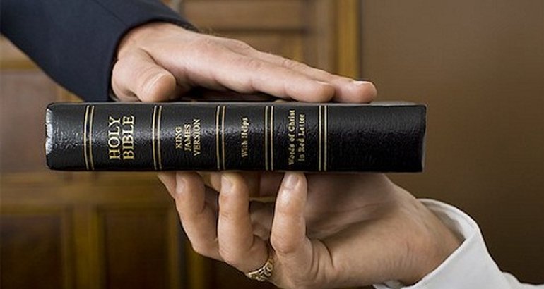 LakeAndMain's tweet image. I, Steve MacDougall, Do Solemnly Swear lakeandmain.net/2019/09/12/i-s…