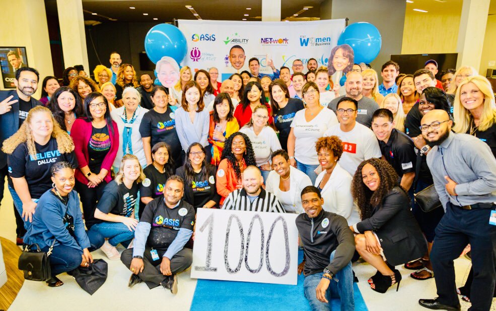 AT&T Employees gather to volunteer at #OurEGThing