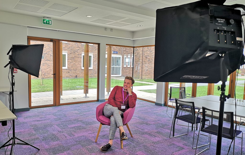 Today I met up with <a href="/DaleRobbo/">DR</a> He spoke openly about IGAN and how patient involvement is absolutely vital in research #FellowsDay19 💜👩‍🔬