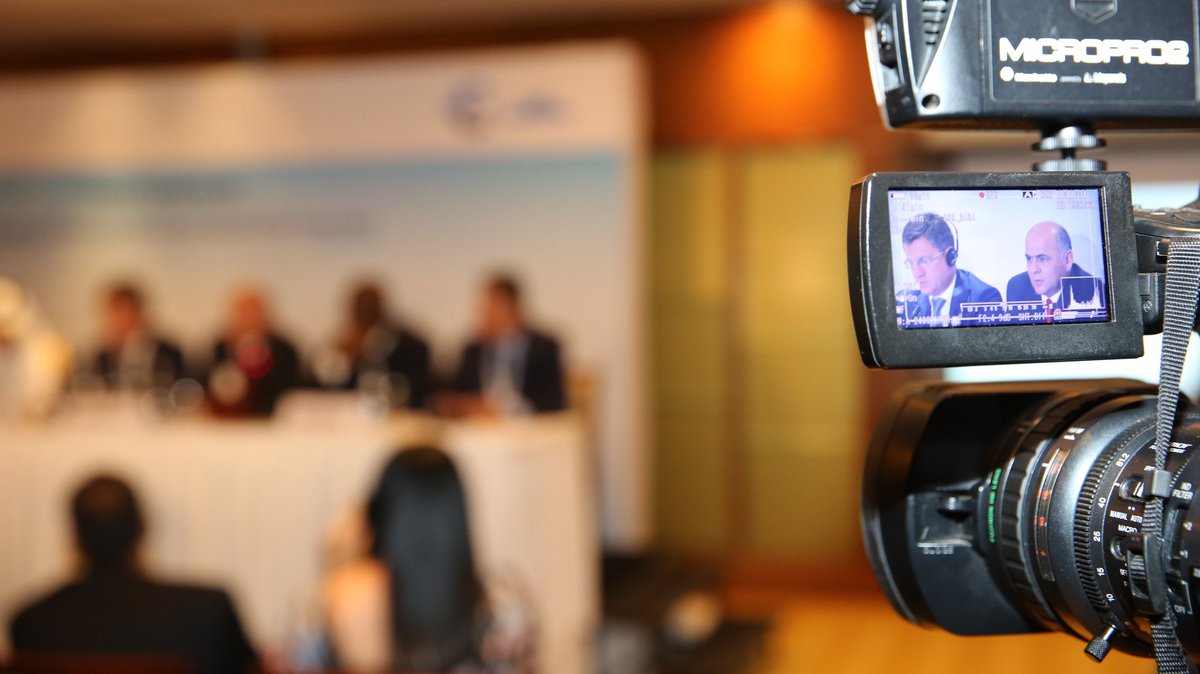 En el Comité Ministerial de Monitoreo OPEP+ analizamos los escenarios energéticos para el último cuatrimestre de 2019. Asimismo, sumamos esfuerzos para garantizar  y mantener la estabilidad del mercado petrolero mundial. 2/2 #VenezuelaEsOpep