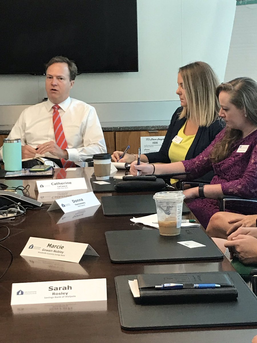 georeagan's tweet photo. The NH Housing Fellows listen to Tallman Johnson from @MBAMortgage talk about current legislative activity on housing finance reform and the role of MBA on The Hill. #nhhfafellows #nhhfa https://t.co/mymQJdd8y8