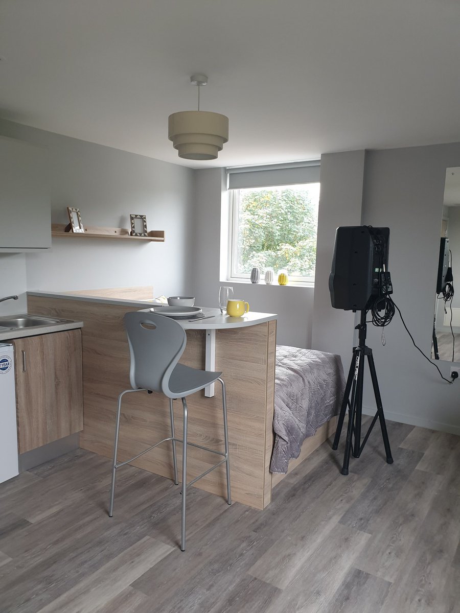 IonAcoustics's tweet image. Not sure that most student rooms are like this! #soundinsulationtesting