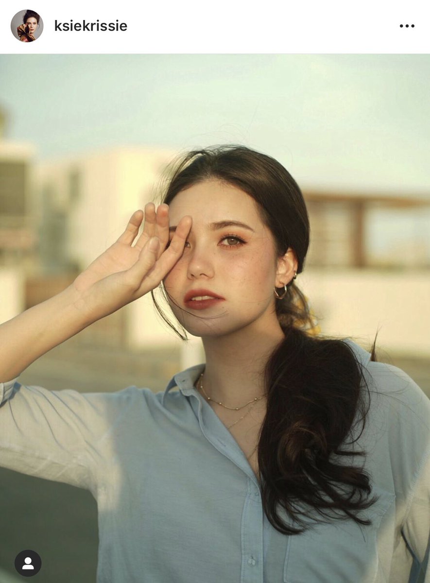 Viviennewonder's tweet photo. เล่าก่อนคือฉันอะ ชอบโปรเม เลยไปดูหนังโปรเมมา แล้วพอดูก็ชอบคริสซี่ที่เล่นเป็นโปรเมไปด้วยเลย นางน่ารักอะ แบบ ดูชับบี้ ไอจีนางสวยด้วย โทนสีดี นางแต่งตัวน่ารัก เคยเห็นเล่นละครช่อง 3 ไปตามนางกัน คิ้วมาก ฉันส่องนางทุกวันอะช่วงนี้ 55555555 https://t.co/szFD5RAJbQ