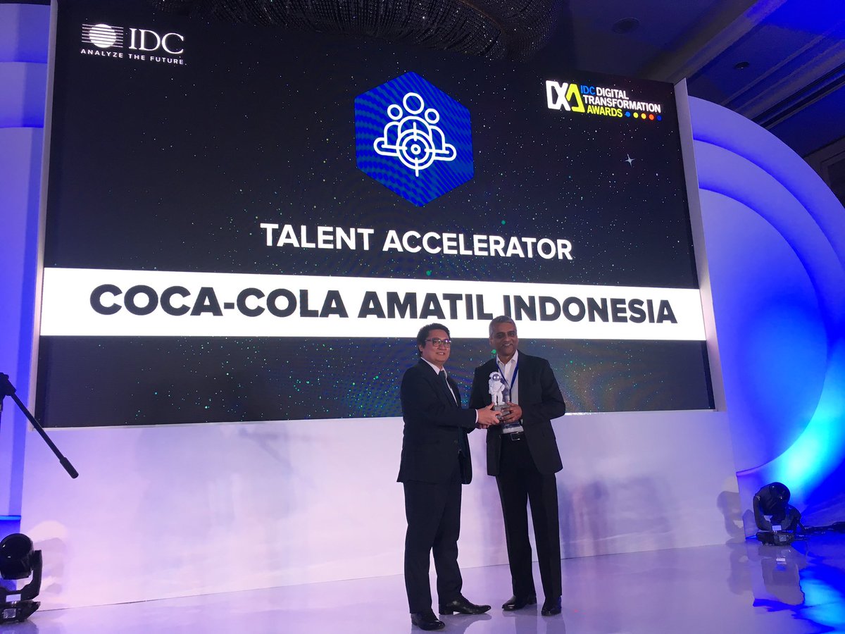 IDCIndo's tweet photo. Congratulations Coca-Cola Amatil Indonesia for winning Talent Accelerator category #IDCDXa Indonesia 2019 https://t.co/8sH9jWpv3p
