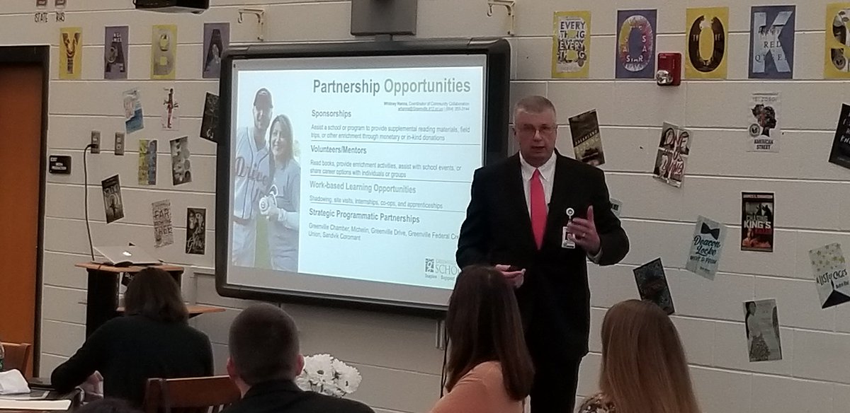 gcschools's tweet image. Schools can't do it alone. We need more community partners for tutoring, mentoring, shadowing, and internships.