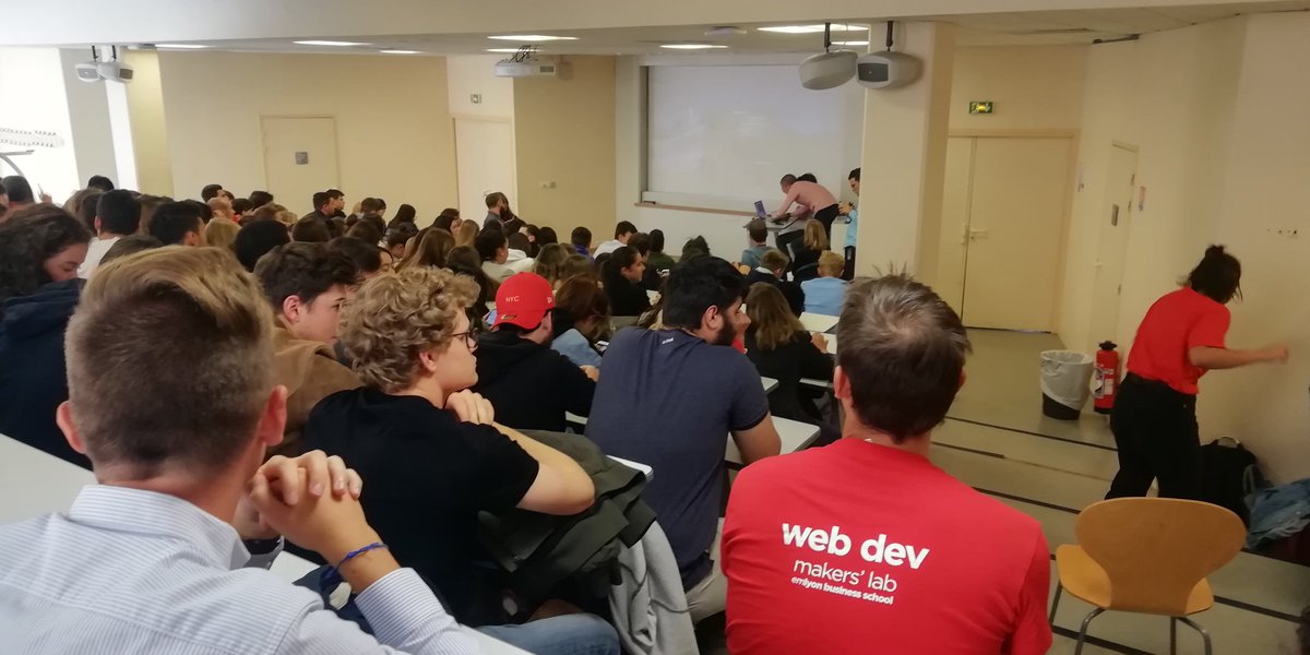 fredrossi_fr's tweet photo. L annonce des résultats c est maintenant #UXemlyon #sainté https://t.co/pd3wOMpdgK
