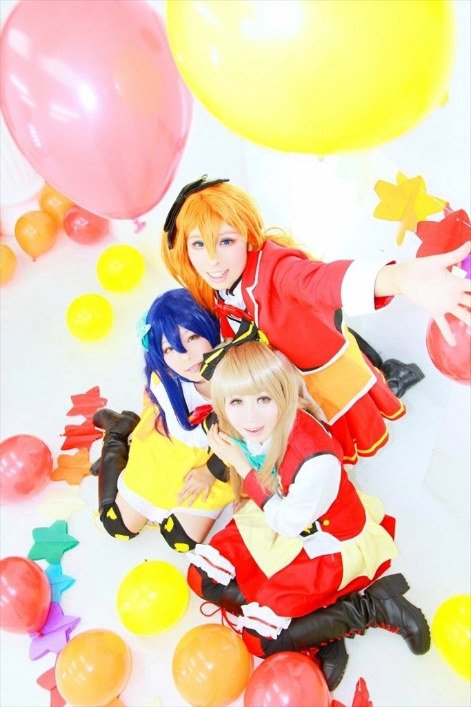 renn_cos_e's tweet photo. ことりちゃん
Happy birthday🎂🎉❤❤🎉🎀

今年もお祝いできて幸せです。
凄い可愛らしい、でも芯をしっかり持ってる憧れの女の子。μ'sのみんなといる時の楽しそうなちゅんが大好きです(*´˘`*) https://t.co/MghLphSkFO