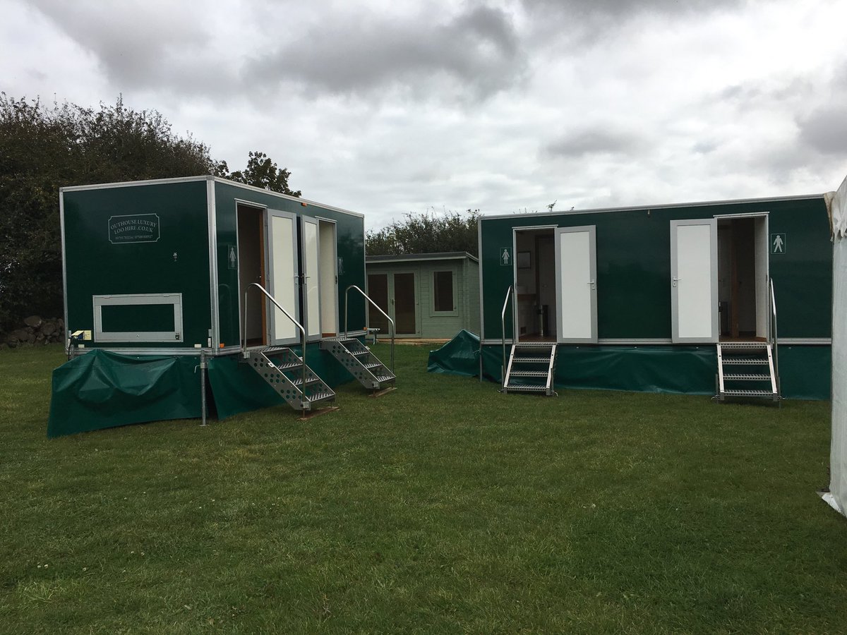LoosOuthouse's tweet photo. Grey skies on delivery. But the sun will be out for the big day!! https://t.co/9iX7X6S59o