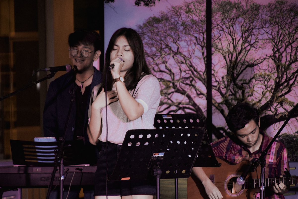 UPManilaMuseum's tweet photo. We would like to thank everyone who came to Salaysay: Isang Gabi ng Awit at Musika. We hope you enjoyed a night of music by our homegrown bands!

Check out our memories from that night: https://t.co/7UDu3cEfZO

📸
James Louie Villanueva
Jerald Paguirigan
Gabriel Garcia
Mar Bondoc https://t.co/7pQSQj9Mqk