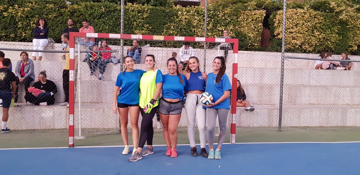 El mejor equipo 👑⚽️ mis niñas 🥰🥰 <a href="/CeliaRubiio/">Celia.♥</a> <a href="/carmen200112/">Carmen</a> <a href="/AnaMoron24/">ᴀɴᴀ ᴍᴏʀᴏɴ</a>