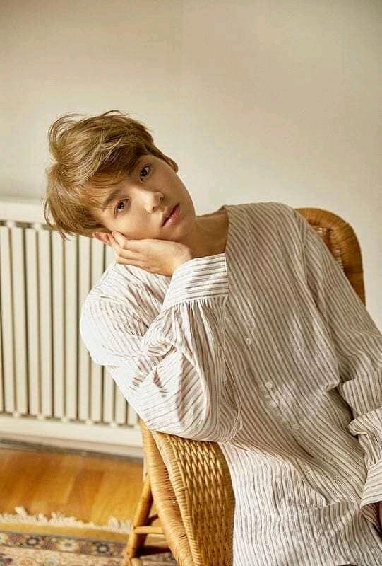 Mayar64220259's tweet photo. @BTS_twt My heart 💔💔💔💔💔 https://t.co/En6wDdD8V5