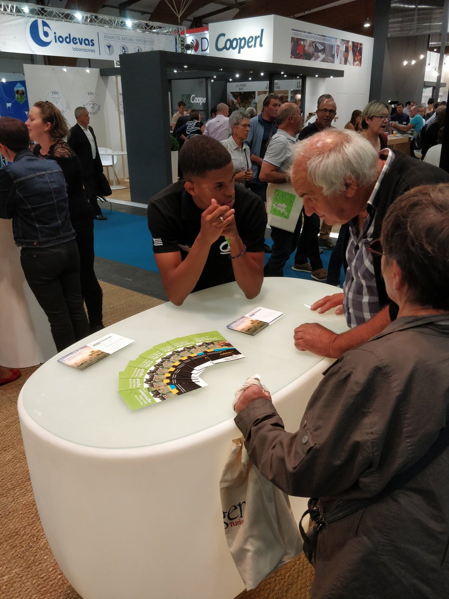 Vous pouvez adhérer à Agriculteurs de Bretagne sur le stand <a href="/CA_Bretagne/">Crédit Agricole en Bretagne</a> et profitez de leur parrainage ! Merci pour ce partenariat durant le #space2019