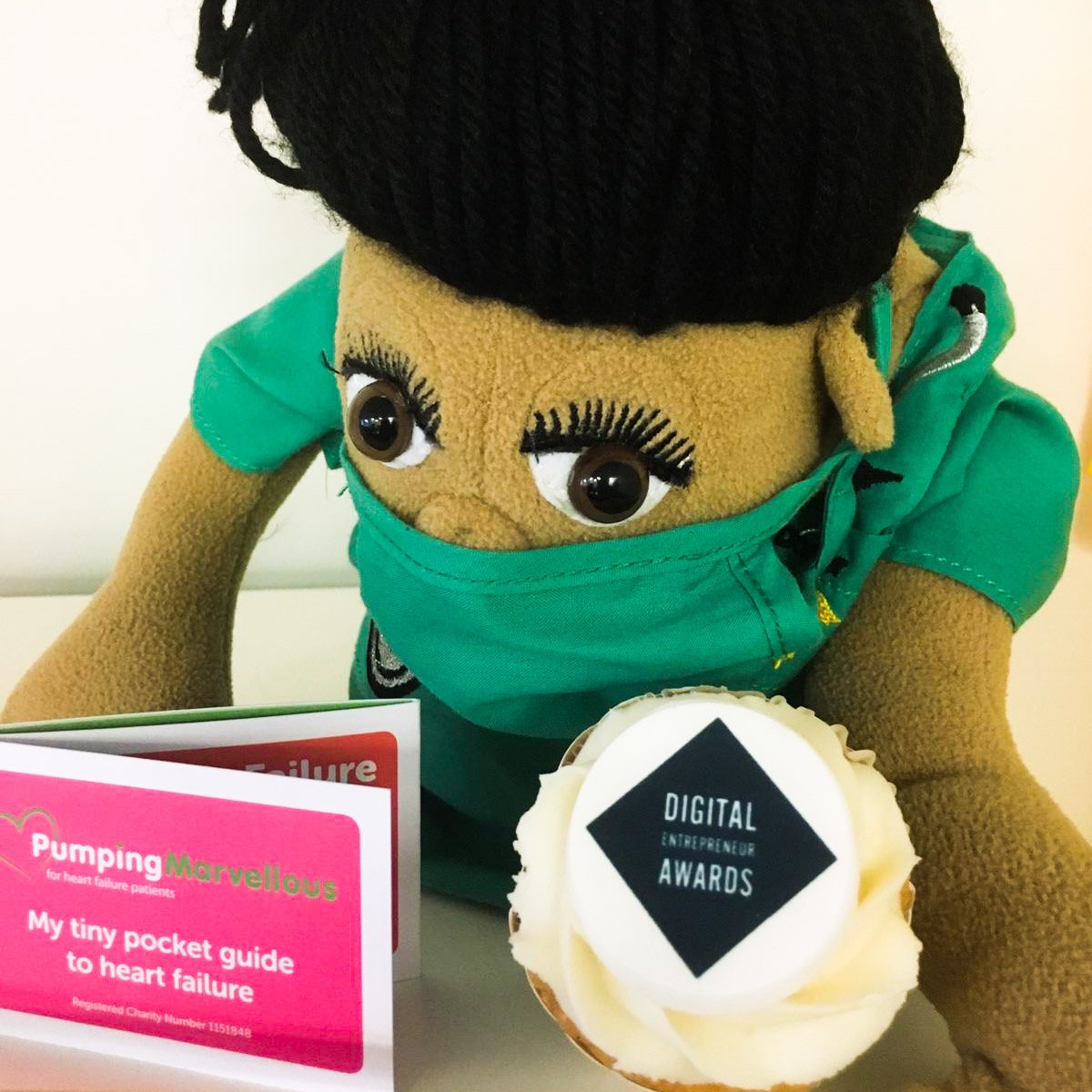 TY! A marvellous surprise delivery to HQ deliciously celebrating being a #TECH for Good Award finalist in the #Digital Entrepreneur Awards! Went down a treat with a brew &amp; warmed our wonky #hearts! #afternoonDEA #dea2019 @ukfast @ukdea <a href="/YorkshireTea/">Yorkshire Tea</a> #heartfailurecharity