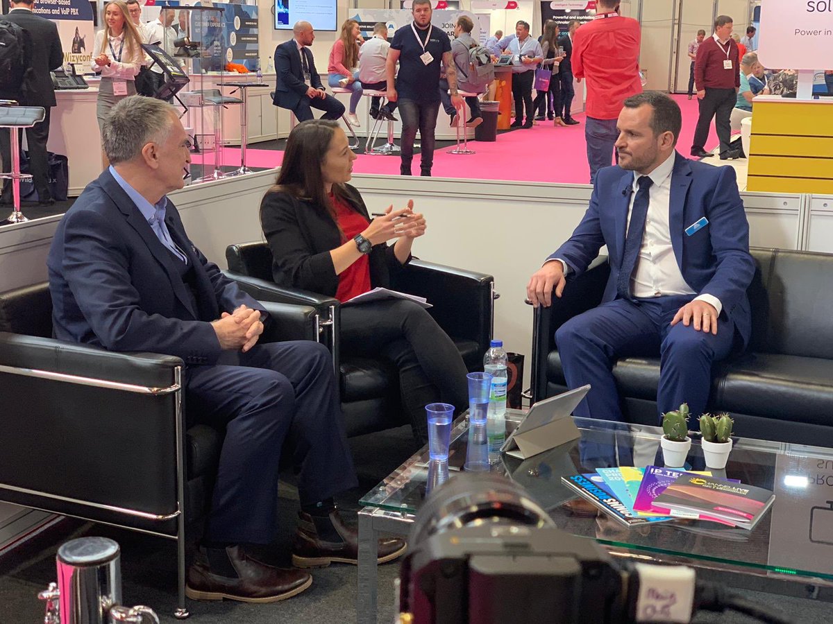 disruptivelive's tweet photo. From โฆ@JolaCloudโฉ, weโre joined by Lee Brockton at โฆ@Channel_Live_โฉ
#CHLive19 #CBLive19 #DisruptiveLIVE https://t.co/0H6EM4cR4c