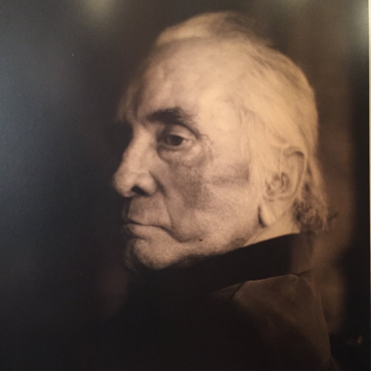 Remembering the one and only Johnny Cash, who passed away on this day in 2003. 

📸: Marty Stuart