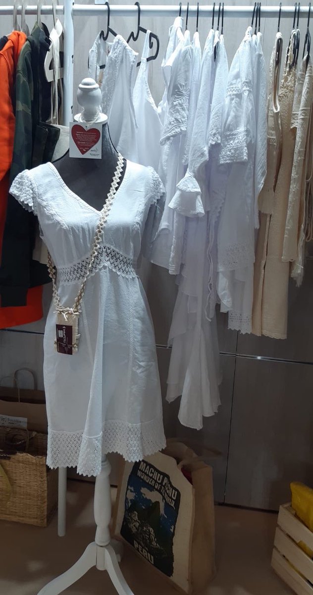 Ya estamos en el <a href="/MOMADMadrid/">MOMAD Madrid</a>  presentando nuestras colección en Blanco. Prendas 100% algodón de la mano de @AsocMSMAD 
#sustainableexperience #modasostenible #Moda #bohochic #bohostyle #cotton