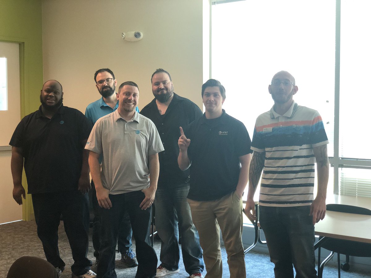 Calling and blitzing today! Got 3 leads from Marley today! 💪🏼💪🏼 #letsgetit #att #calling #blitzing