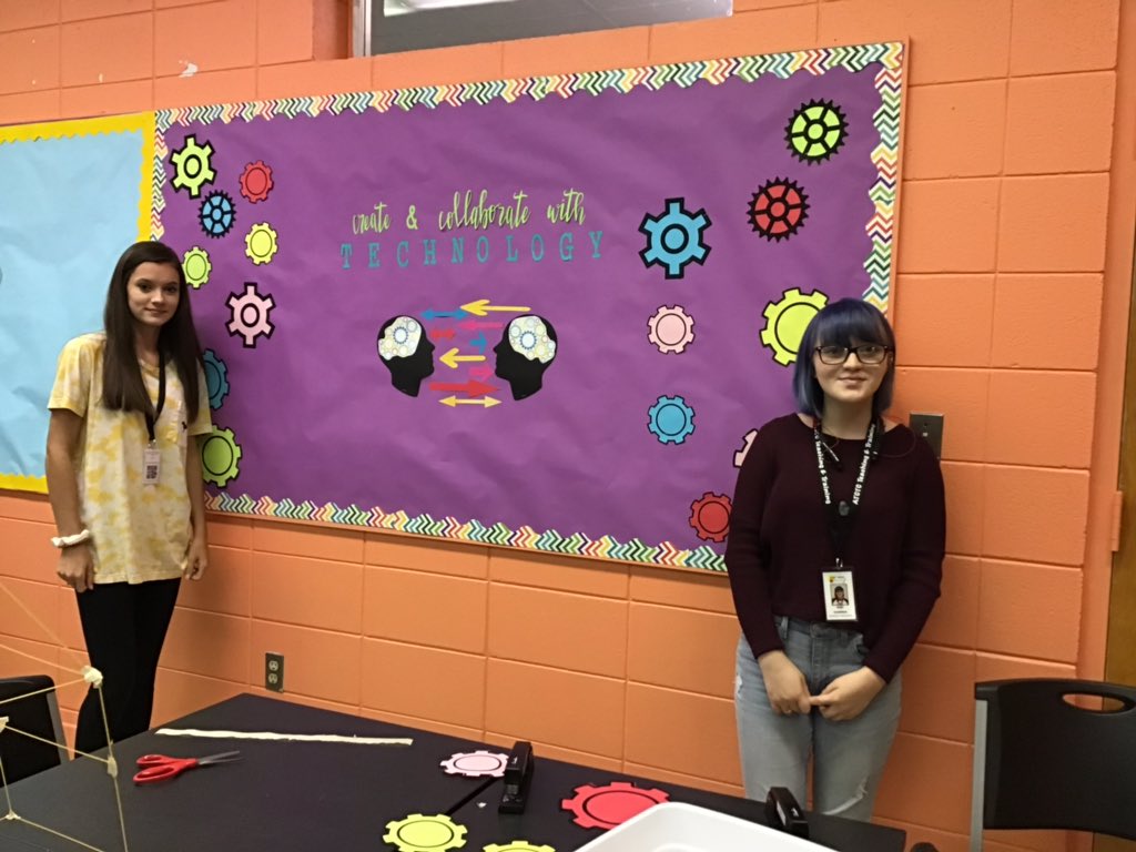 ATteach_train's tweet photo. Ss planned, problem solved, &amp; partnered their way through this bulletin board revamp! #futureteachers #teacherskills https://t.co/lCuFtKrYoh
