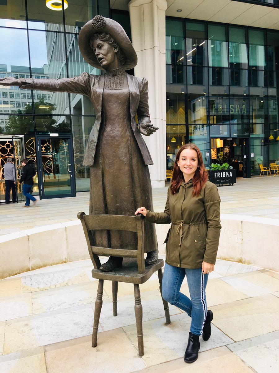 Zebra_carol's tweet photo. After induction meeting part two with our @UNYA #Zebra #Intern #AndreaZapachova I decided to introduce her to a friend of mine 💜💚#DeedsNotWords #BeMoreEmmeline @ThePeoplesHubUN 
Tomorrow @Cloud9em event at @MidlandMCR &amp; @ForwardLadies at @RBEhotels https://t.co/fIA70uhknd