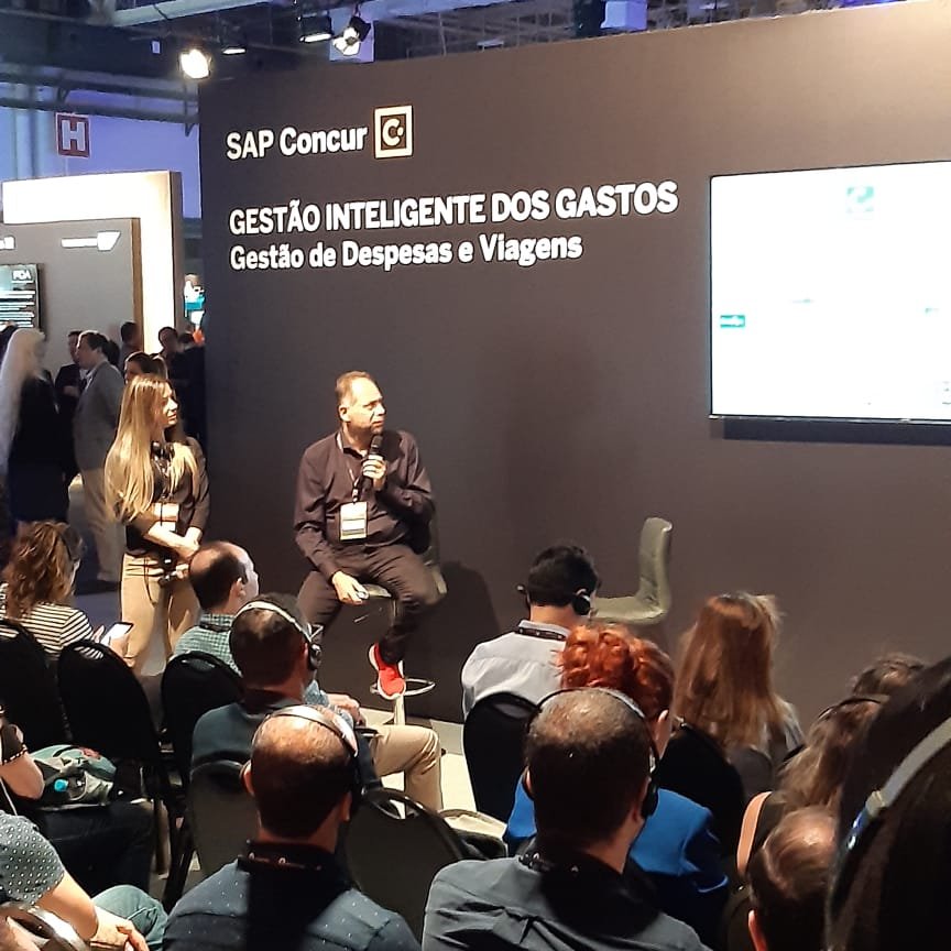 megawork's tweet photo. Nossos clientes Paulo Massara e Lívia Gomes acabaram de apresentar o Caso de sucesso da Fundação Renova sobre controle de gastos, transparência e integração com a solução SAP Concur. #SAPNOWBrasil #SAPNOW #TeamMegawork #SAPConcur https://t.co/40u6azQyDD