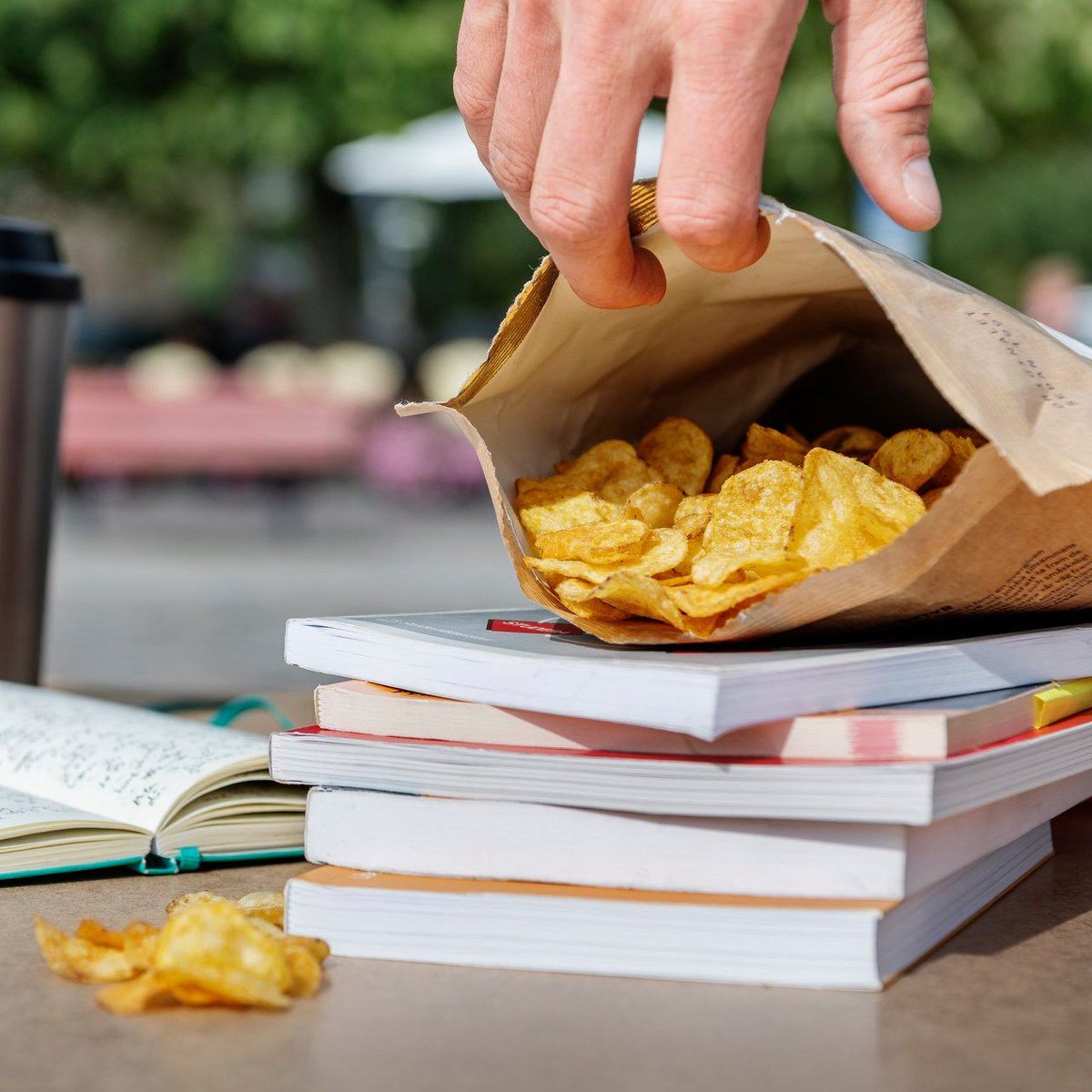 LantChips tweet media