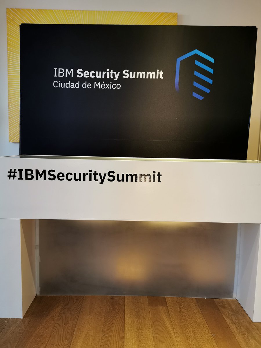 tecnocat01's tweet photo. Damos inicio a la conferencia de prensa con @ibm_mx  para hablar de cyber seguridad en México #IBMSecuritySummit https://t.co/OSbbFjoSiv