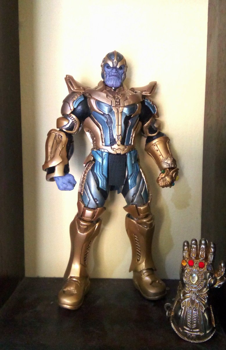 pusanding's tweet photo. Thanos
custom
#marvelselects #marvellegends #customfigure #thanos #thanosavengers #Endgame #pusandingartworks #benipusandingtuah https://t.co/wR3ulGL4eK