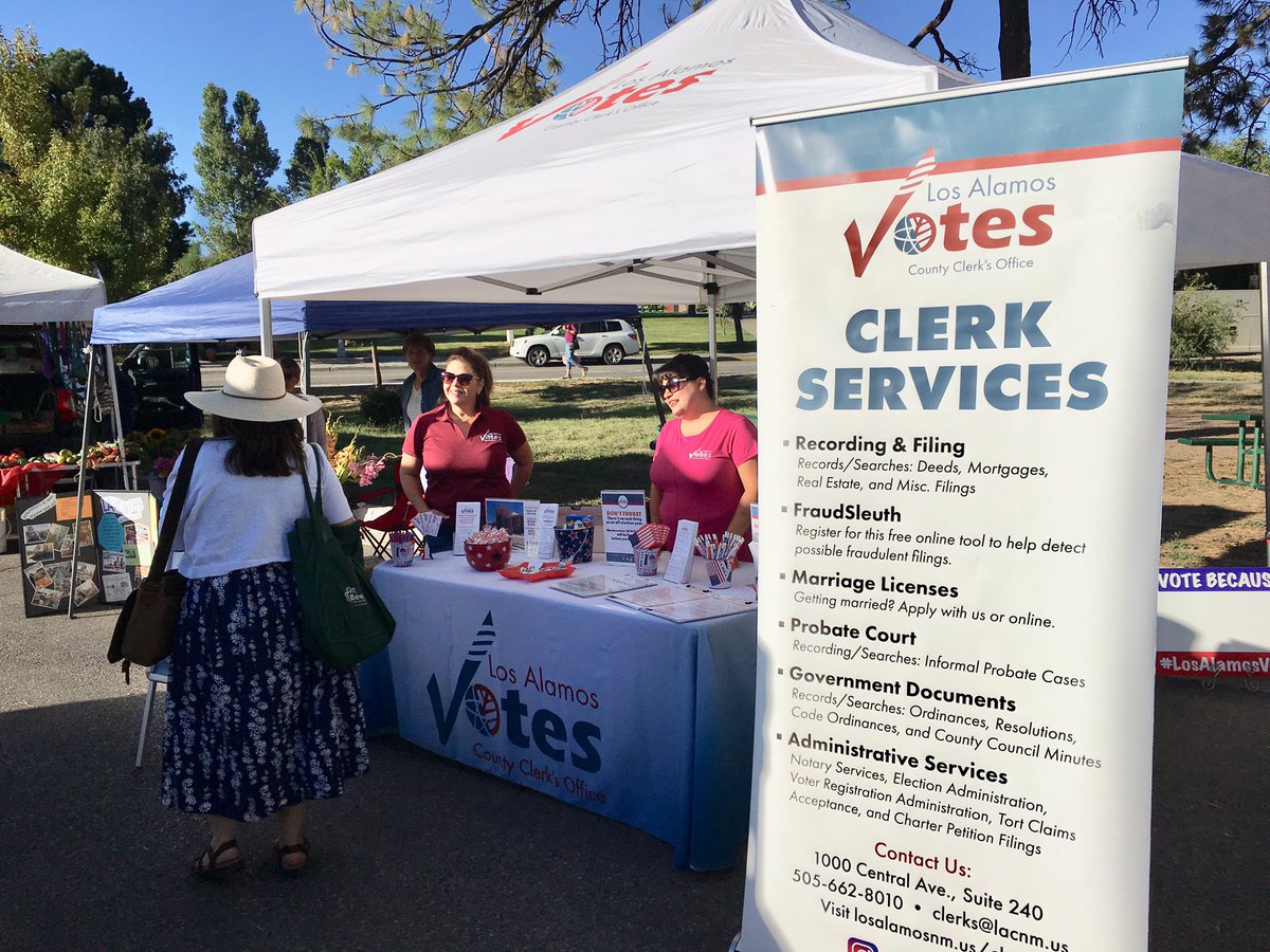 LACountyClerk's tweet photo. Los Alamos, it is a beautiful day here at the Farmer’s Market, so why not come out and tell us why you vote, get upcoming election information, or register to vote❤️🇺🇸 #localelectionsmatter #VoteLAC #makeyourvoiceheard #democracyworks #registerandvote #losalamosvotes https://t.co/ItfeThI3BP