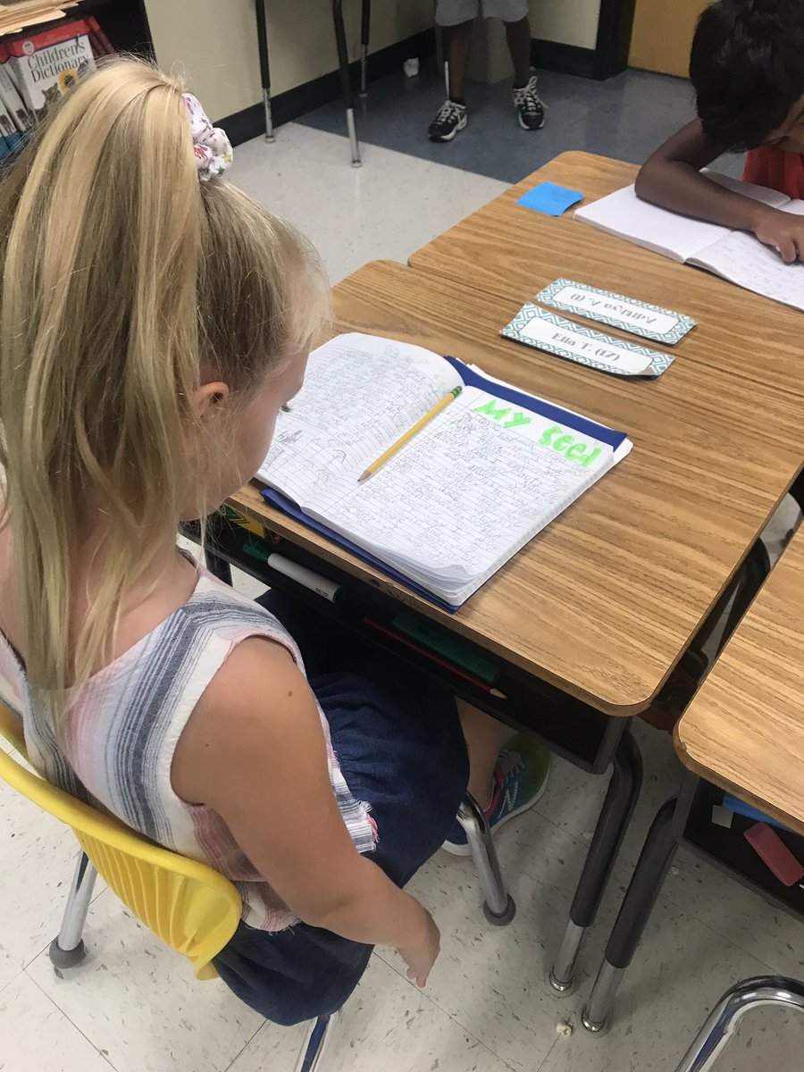 macclasscwes's tweet photo. JOB CAPTAINS AT WORK #writingworkshop #smallmomentstories #CWESISTHEBEST https://t.co/ANYJD9f8bX