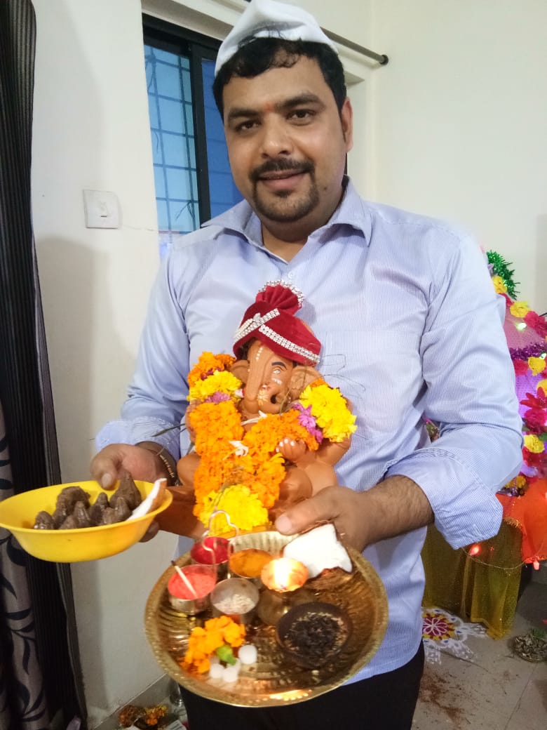 AkhilesshhYadav's tweet photo. #ecofriendly #ganesha stayed with us for ten days & now going home. But from now #BappawillFlower our #Garden through #environmentfriendly & #ecofriendly #visarjan. Hope #Bappa liked our #selfmade #chocolate #dryfruit modak.
#GanpatiBappa #Morya #Purcha #Varshi #Laokaryaa https://t.co/jCS7kkqSjt