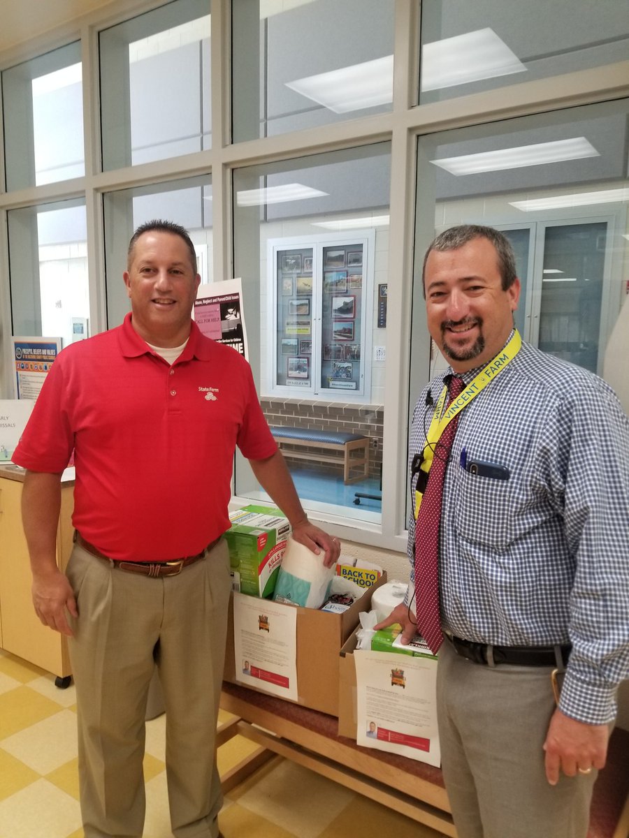 Latonya_bcps's tweet photo. Thank you State Farm for supporting the students @VincentFarmBCPS. We appreciate you!
#FarmToFarm
@bender_stephen
@mtaylor5bcps https://t.co/yKFP3dFt9Z