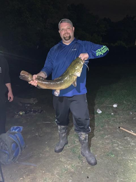 JoeBearClark's tweet photo. @Columbia1938 I dont always fish but when i do its with my PFG gear! https://t.co/SqwZL3zRWz
