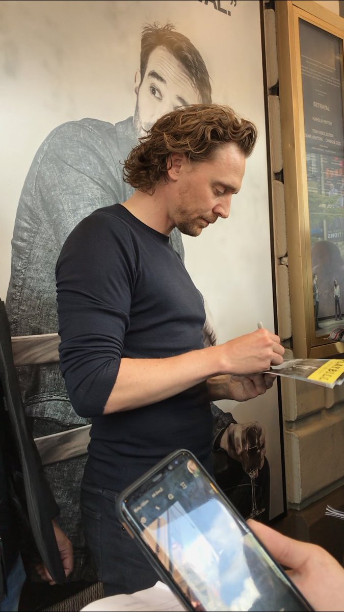 𝒋𝒖𝒍𝒊𝒂 🌸 #TeamLoki (@cancereus)  X
