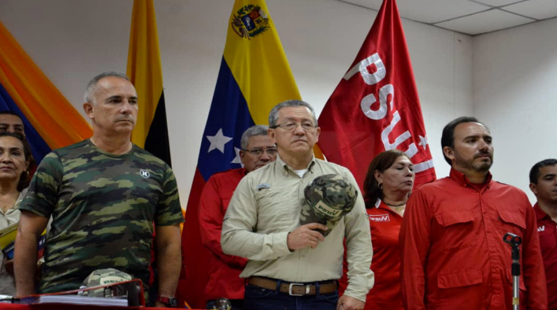 Freddy Bernal sostuvo que Táchira será declarada zona de alto peligro para paramilitares colombianos  

#VenezuelaDiceNoALaGuerra

vtv.gob.ve/bernal-sostuvo…
