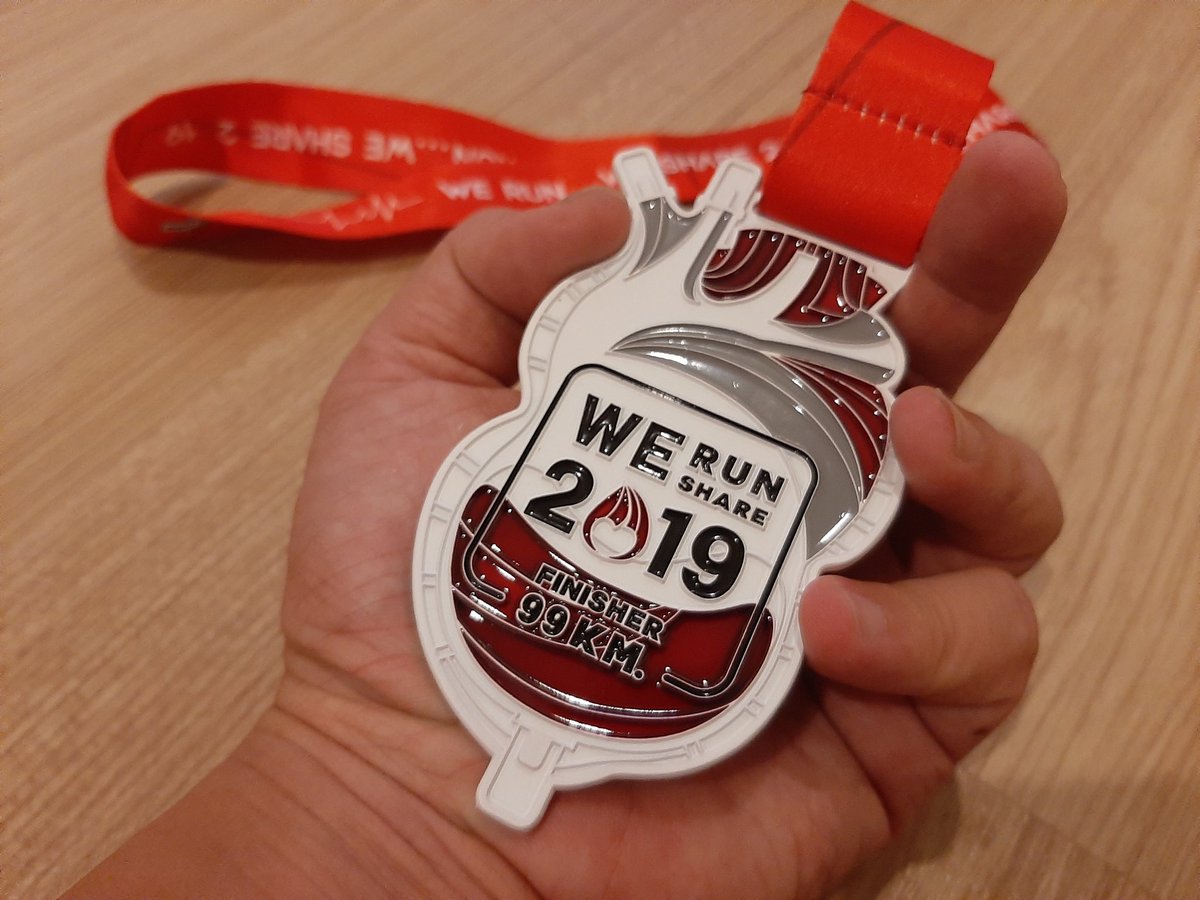 pchy_ch's tweet photo. 🏅186 | We Run We Share 2019
เหรียญรูปหัวใจจริงๆ ถึงตัวเองจะบริจาคไม่ได้ ก็ใช้การร่วมกิจกรรมวิ่งสมทบทุน.. Donate Blood Save Lives แทนละกันเนอะ
#WeRunWeShare2019 #RunPchyRun #PchyRunningMedals #คนอวดเหรียญ #InstaMedals #RunningMedalsTH https://t.co/SZtBslZCxo