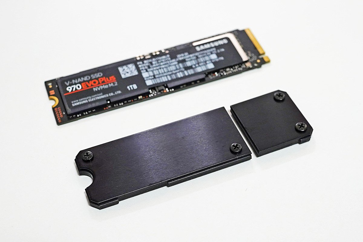 watch_akiba's tweet photo. 更新:M.2 SSDに最適なヒートシンクはセパレートタイプ?970 EVO Plusで冷却効果を検証 https://t.co/e1y6uzhhUp https://t.co/ciP2tsFzVl