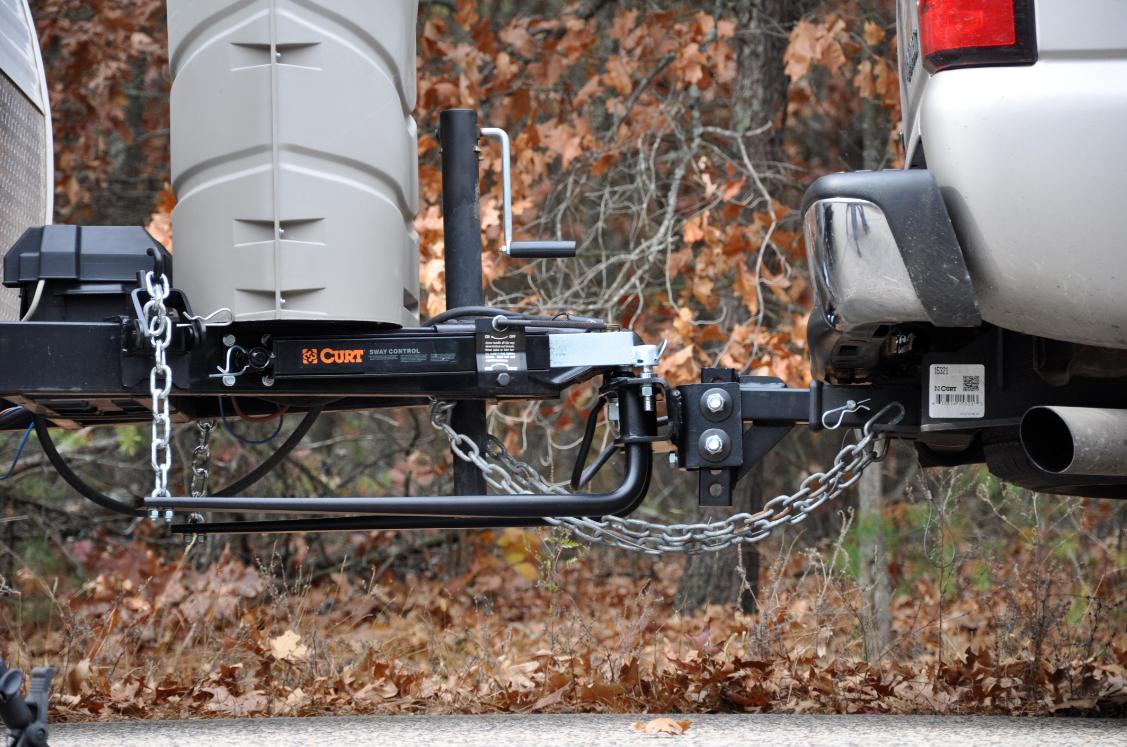 CURTMFG's tweet photo. Trailer sway can quickly turn from annoying to dangerous if left unchecked. A CURT sway control unit helps restrict this motion and can easily be mounted on any CURT weight distribution hitch.
Learn more > https://t.co/fVgmUiNu1n
#CURT #swaycontrol #towing #trailertowing https://t.co/JK6tiKC3rp