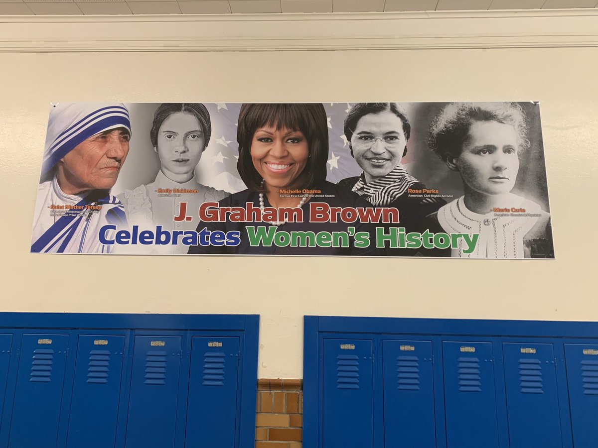 Brown_Principal's tweet photo. Look at these absolutely gorgeous banners hanging in the @mybrownschool! All of my students have the capacity to achieve greatness like these role models. https://t.co/TtrGkvoXXh