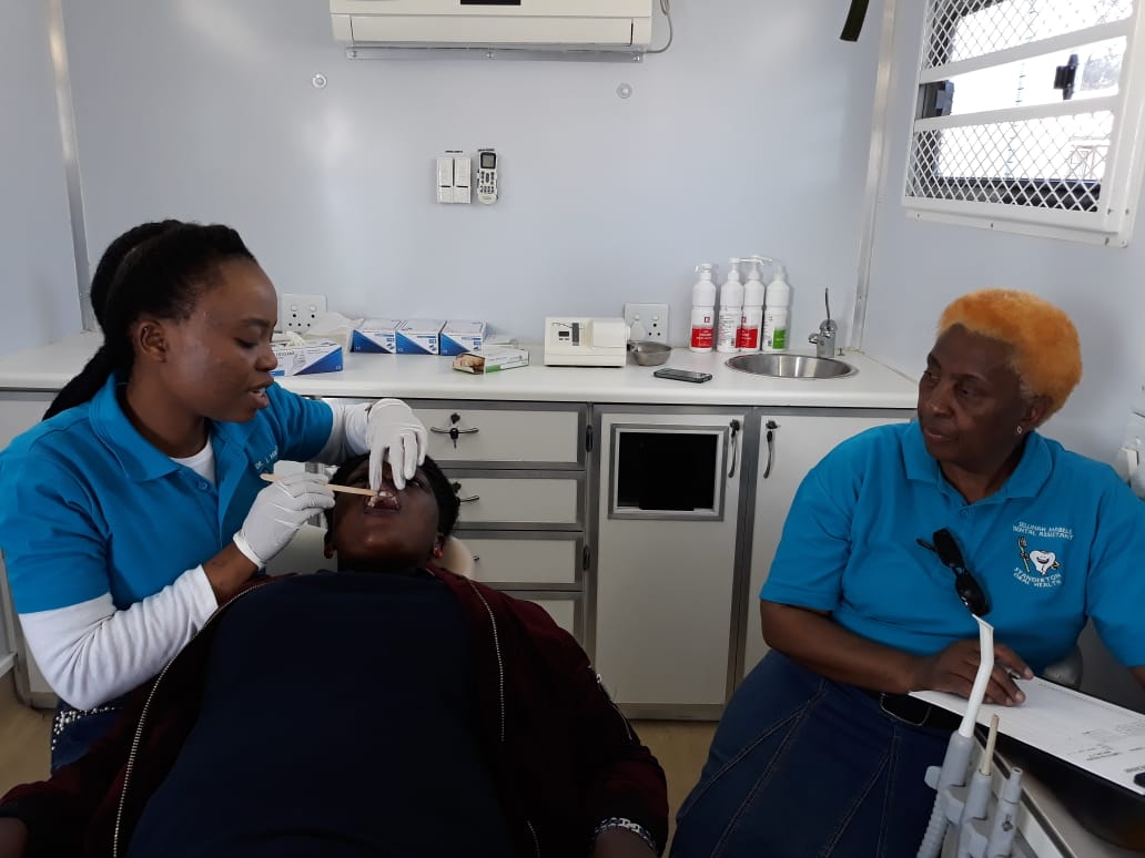 SADentalAssoc's tweet photo. Dr Louw and the Standerton team for their National Oral Health Month initiative.
#WOHM #WOHM19 #WorldOralHealthMonth https://t.co/acAgdbJnHp