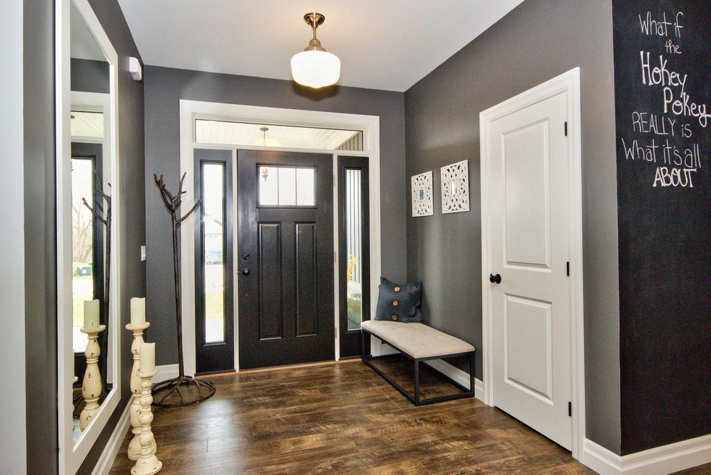 BickellBuilt's tweet photo. #TBT Today we are throwing it back to a #BickellBuilt custom home which was completed back in '15. This front foyer turned out great and has a ton of personality, and it begs the question, What if the Hokey Pokey really is what it's all about? hahaha https://t.co/505AehCxfw