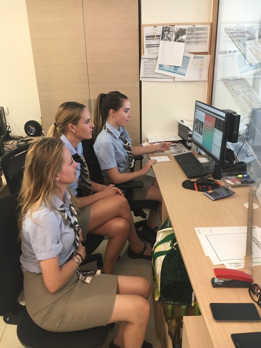 Jessica_Rhodes9's tweet photo. Learning a bit more about using Twitter #webinar for Social Media. #Diamondresorts #OneTeam #lifeatdiamond @NachoSBC @CristinaglezRM @GiuliaSBC @SbcPatricia @RachelsanderSBC https://t.co/cFaUBKNmV4