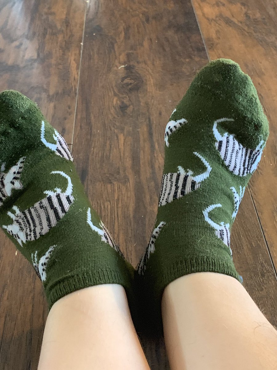 deefeetpics's tweet photo. Bought these super cute #socks the other day! DM to see what’s underneath... #sellingfeetpics #buyingfeetpics #feetpicsforsale #footworship #footfetish #youngfeet #size6 #latinafeet #footporn #footpics #feetpics #footjob #feetgoddess #feetdom https://t.co/krmFZLG15G